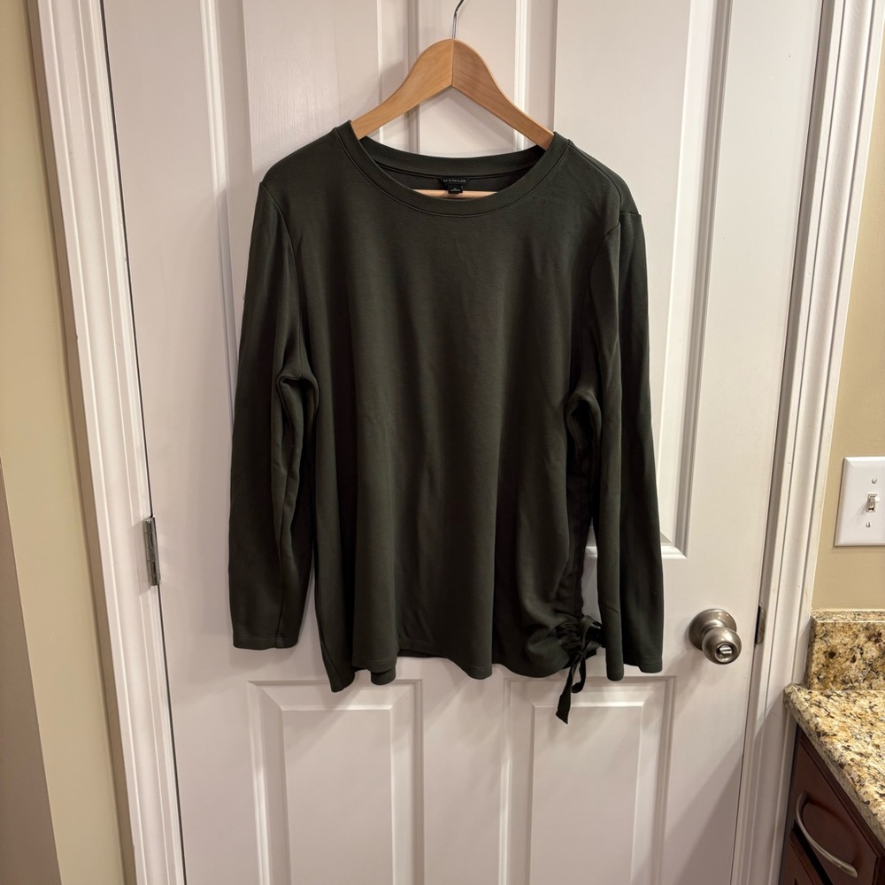 Ann Taylor Green Long Sleeve Top with Side Ruching, XL